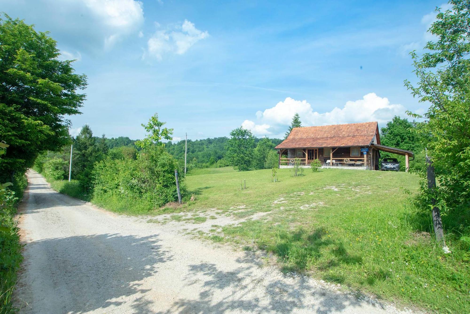 Villa Kuca Za Odmor Slunjcica Exterior foto
