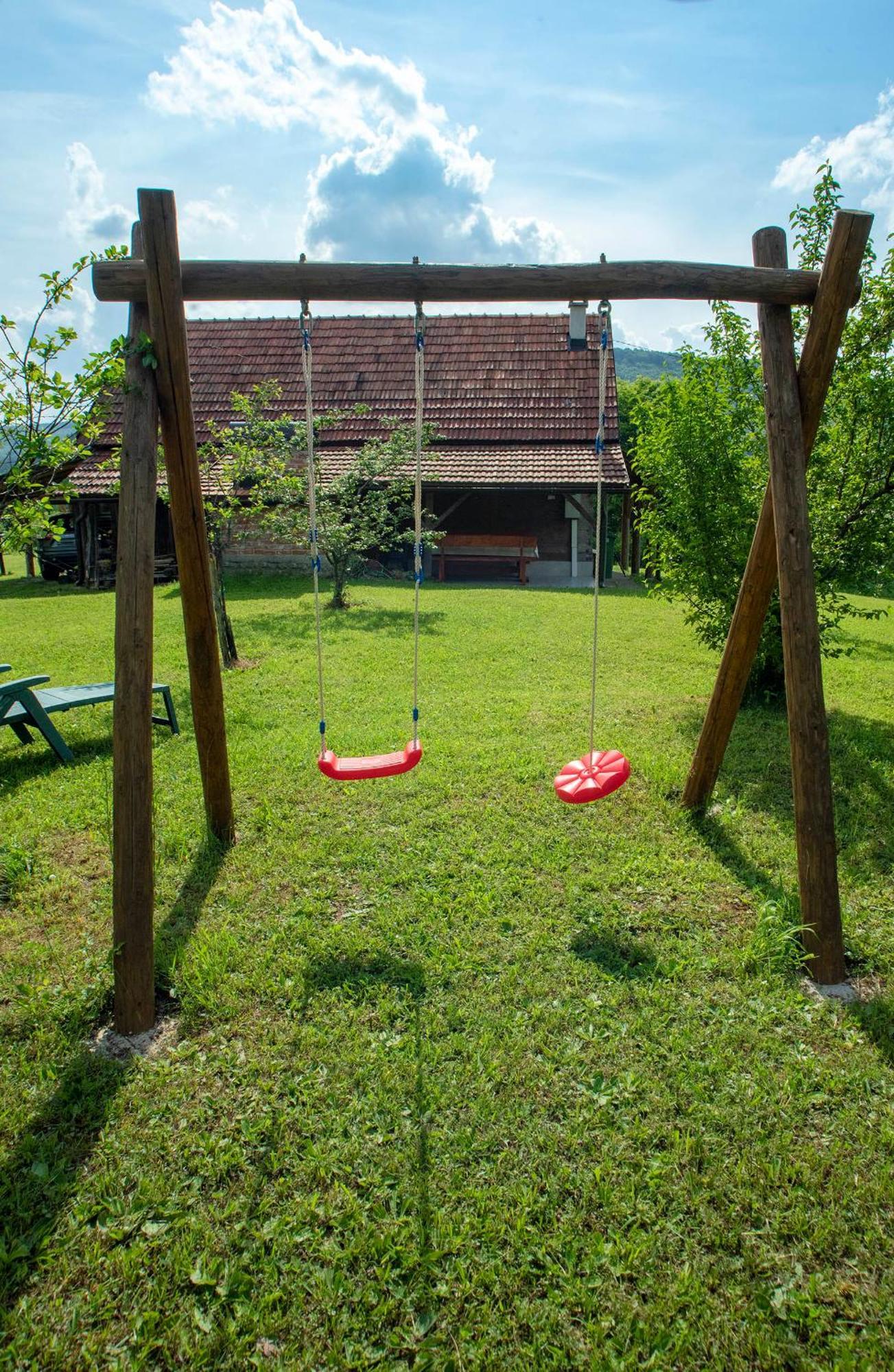 Villa Kuca Za Odmor Slunjcica Exterior foto